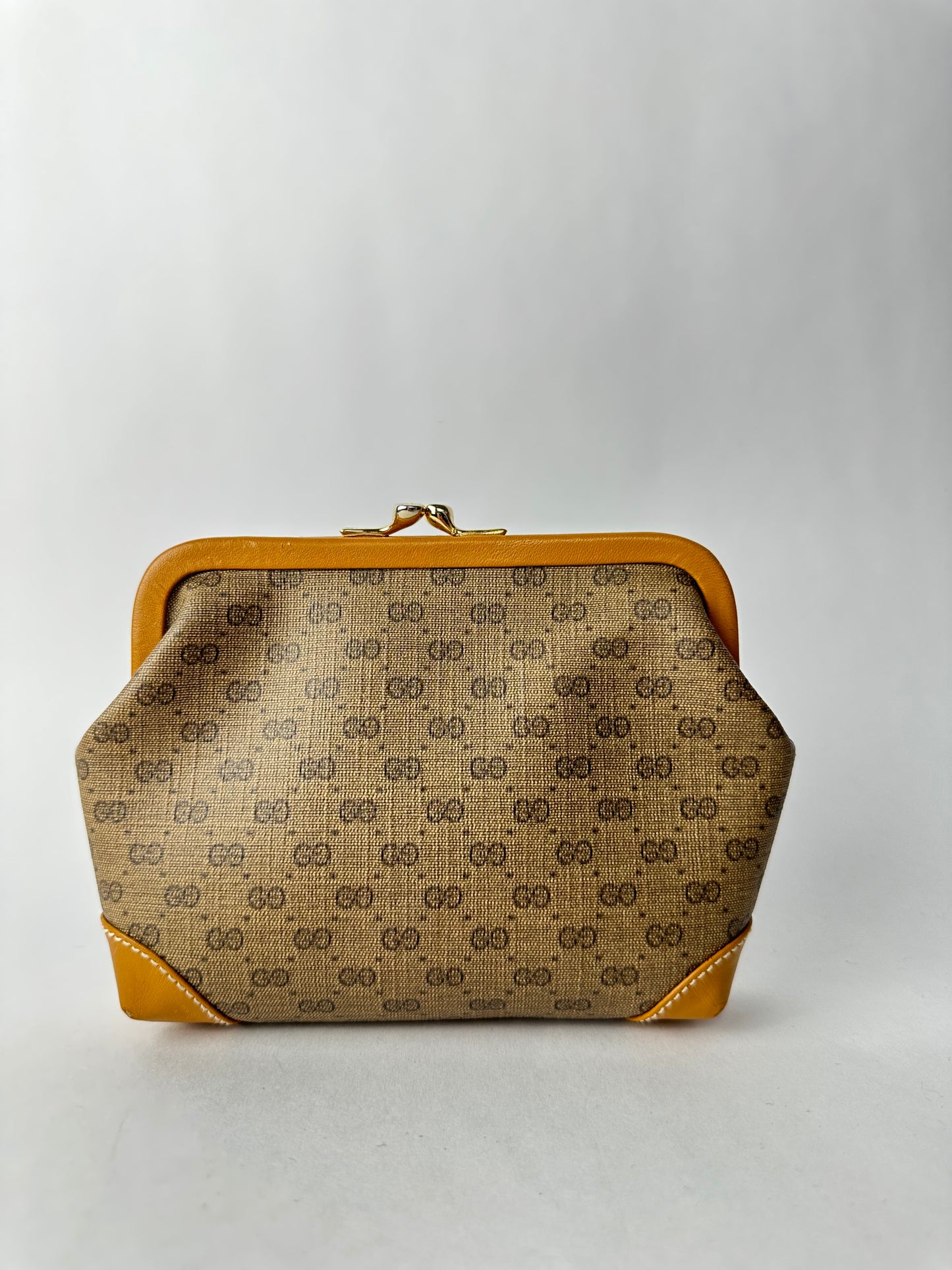GUCCI money purse
