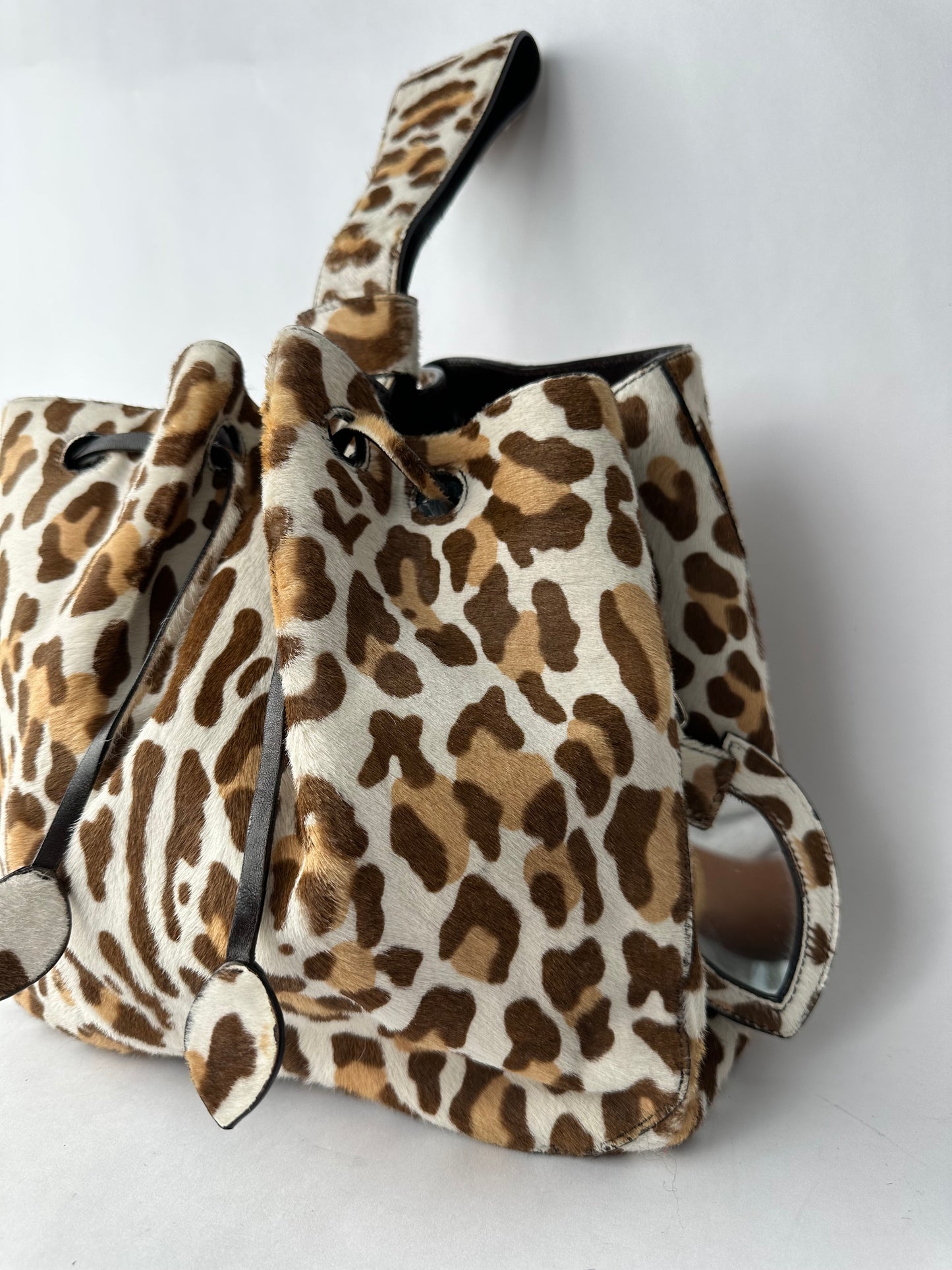 Alaia leopard print bag