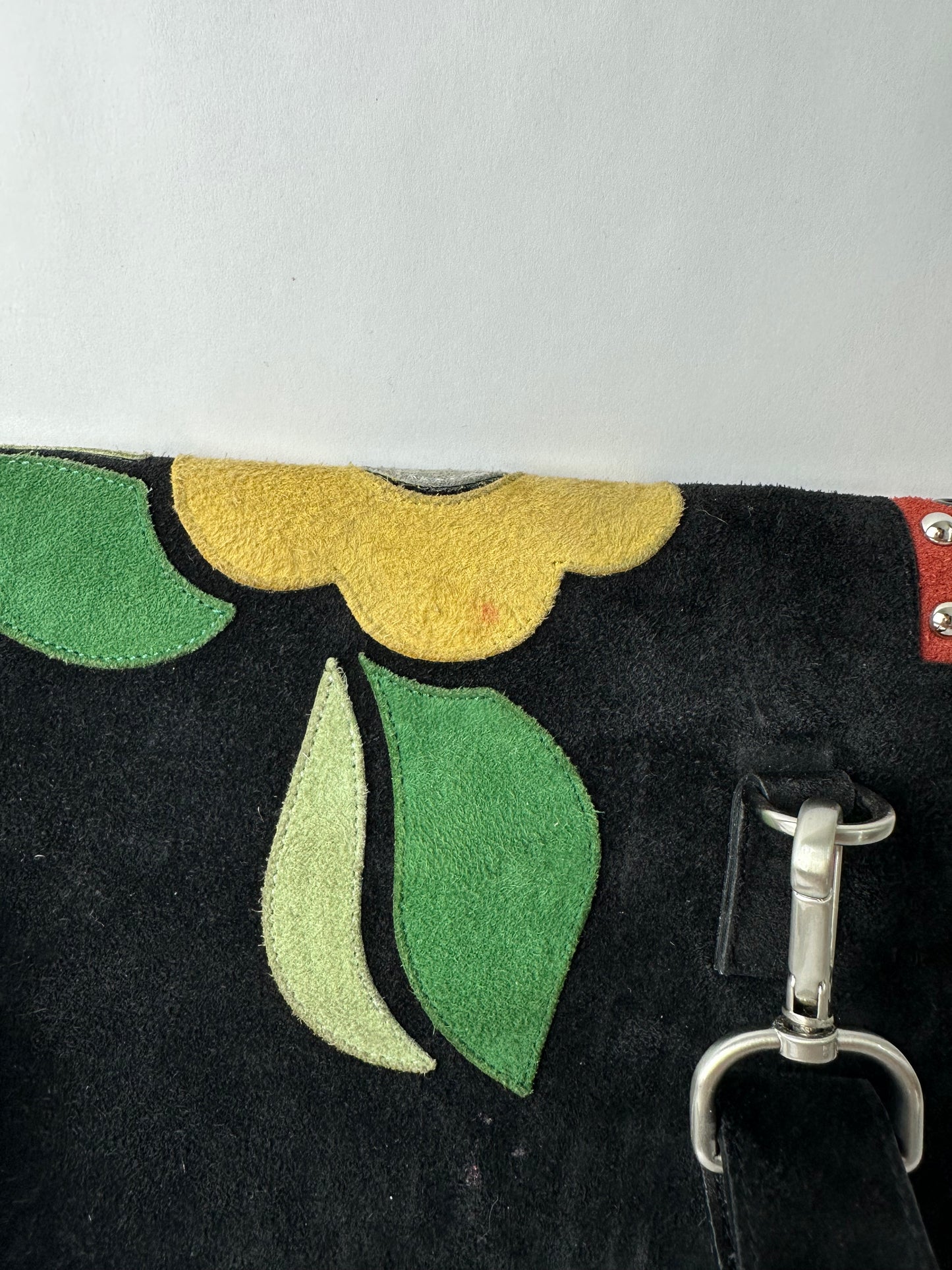 RENAULD PELLEGRINO small coulourful flap bag with flower motifs, in suede with studs