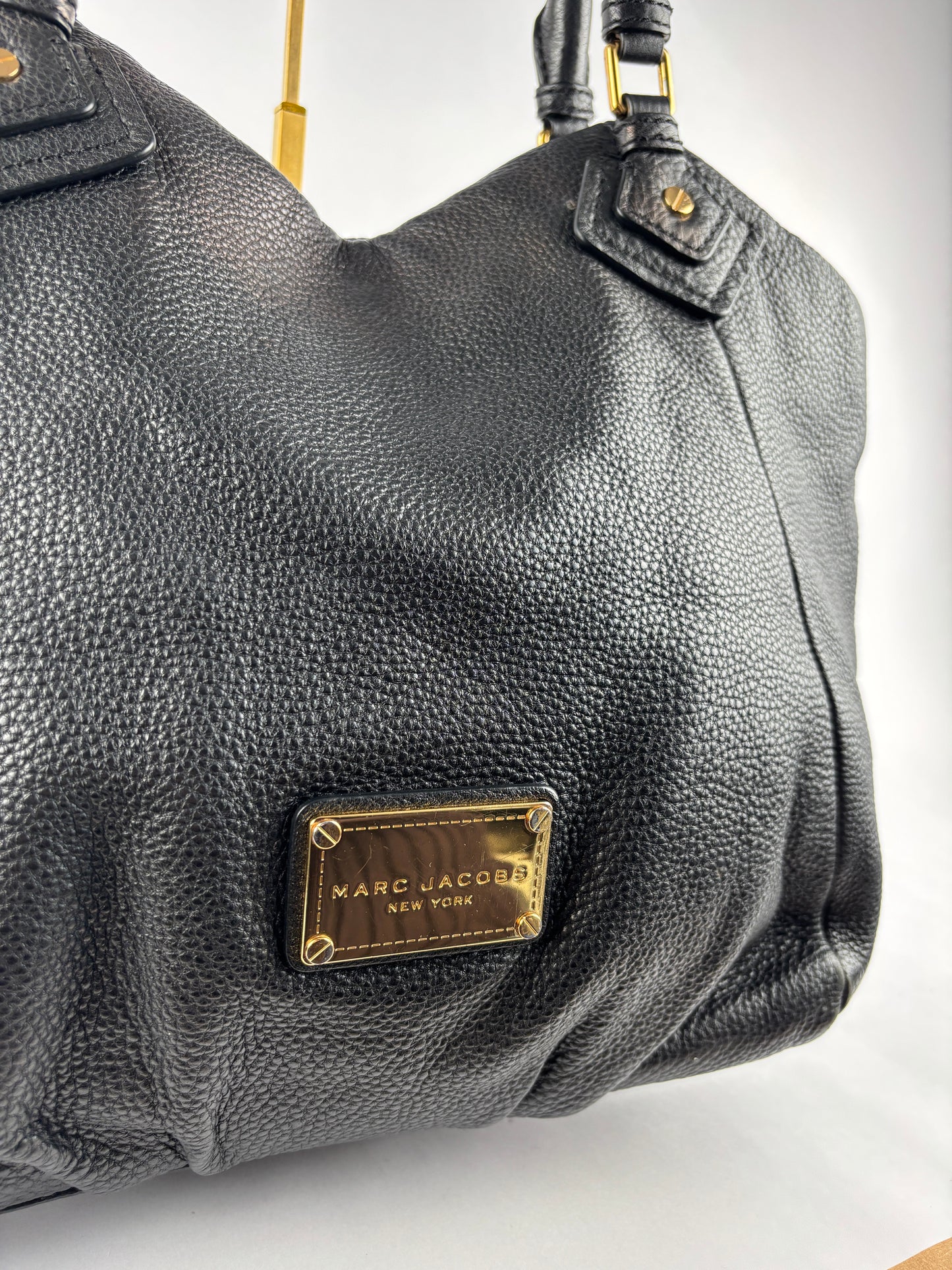 MARC JACOBS big black leather shoulder bag